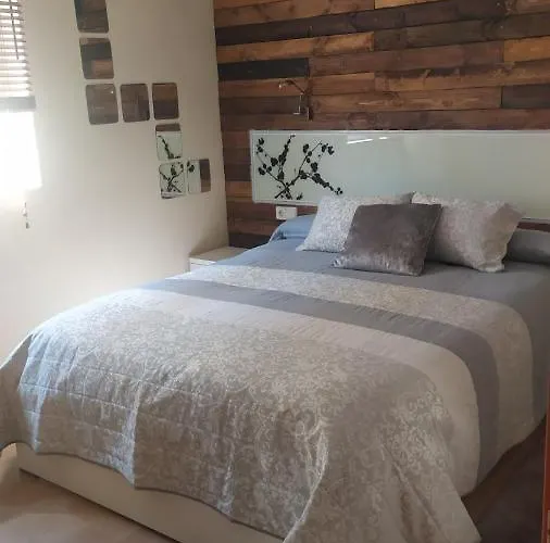 St Nicolas Vut42/000161 Soria