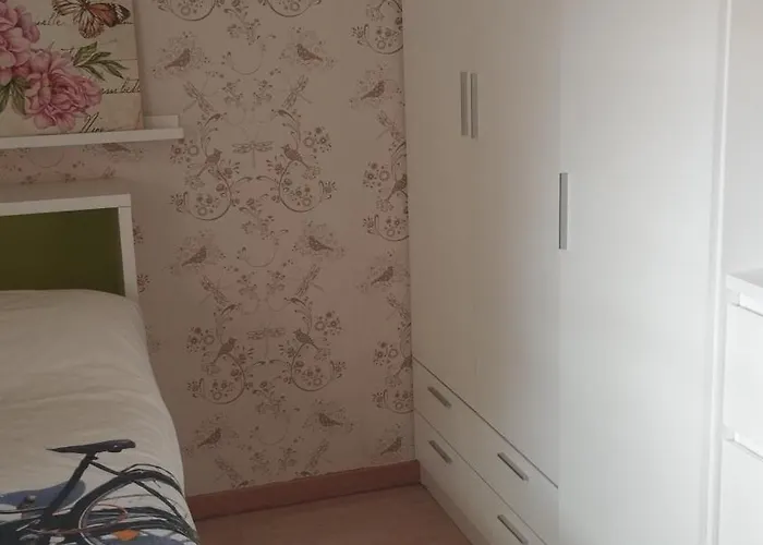 St Nicolas Vut42/000161 *